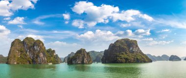 Dünya doğal miras Halon bay, bir yaz günü Vietnam'da Panoraması
