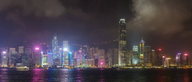 Hong Kong Victoria Liman Panoraması yaz geceleri
