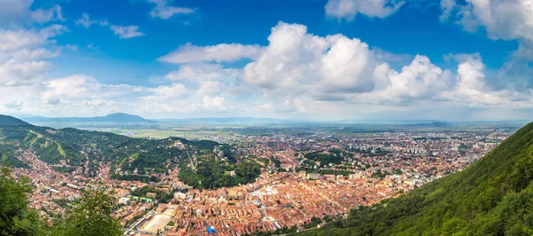 Vista Aerea Panoramica Della Città Brasov Una Giornata Estiva Transilvania — Foto Stock