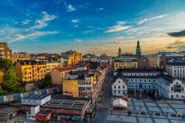 Stockholm, İsveç - 31 Temmuz 2013: Gamla Stan, Stockholm, İsveç eski kesiminde bir yaz günü içinde