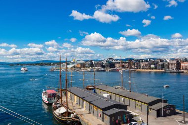 Oslo, Norveç - 29 Temmuz 2014: The Oslo Norveç Harbor Oslo'nun büyük konumlar biridir. Oslo, Norveç'te Oslo Fiyordu 29 Temmuz 2014 yer alan