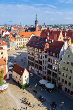 Wroclaw, Polonya - 29 Temmuz 2014: Pazar Meydanı Wroclaw, Polonya bir yaz günü havadan görünümü