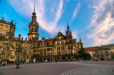 Dresden, Almanya - 11 Temmuz 2014: Dresden, Almanya'da bir güzel yaz günü, Almanya üzerinde 11 Temmuz 2014