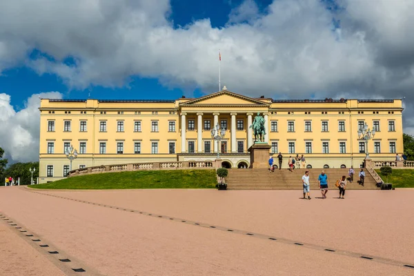 Oslo Norwegen Juli 2014 Der Königliche Palast Norwegen Oslo Einem — Stockfoto