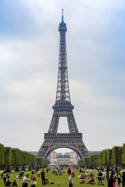 フランス 2014 エッフェル塔フランスで 2014 パリの最も有名なシンボルの最も訪問された記念碑 — ストック写真