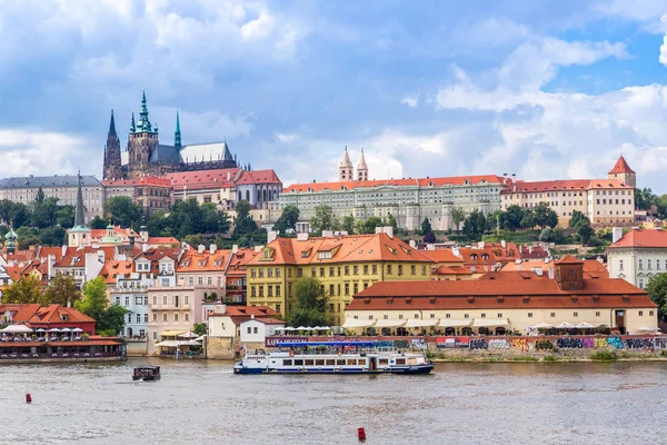 Prag Tjeckien Juli 2014 Panoramautsikt Över Prag Tjeckien Den Juli — Stockfoto