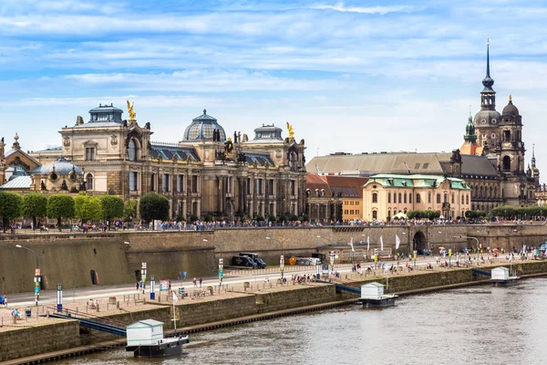 Dresden Duitsland Juli 2014 Panoramisch Uitzicht Dresden Een Mooie Zomerdag — Stockfoto