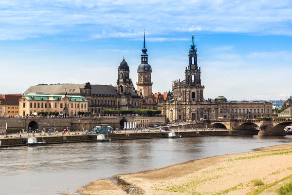 Dresden Tyskland Juli 2014 Panoramaudsigt Dresden Smuk Sommerdag - Stock-foto