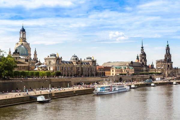 Dresden Deutschland Juli 2014 Panoramablick Auf Dresden Einem Schönen Sommertag — Stockfoto