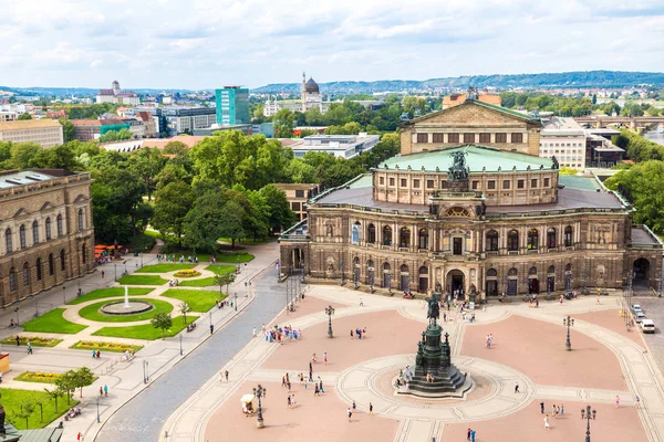 Drezno Niemcy Lipca 2014 Panoramiczny Widok Dresden Niemcy Opera Sempera — Zdjęcie stockowe