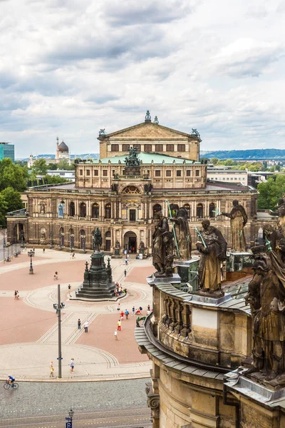 ドイツ ドレスデンのドレスデン ドイツ 2014 パノラマ ビュー ゼンパー オペラ ハウス — ストック写真