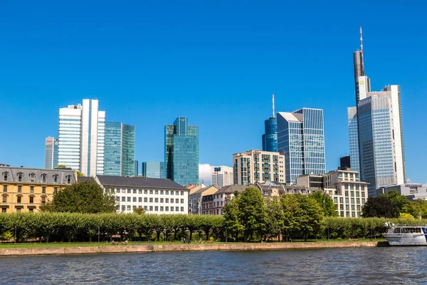 Frankfurt Deutschland Juli 2014 Sommerblick Auf Das Bankenviertel Frankfurt — Stockfoto