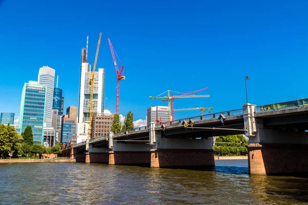 Frankfurt Deutschland Juli 2014 Sommerblick Auf Das Bankenviertel Frankfurt — Stockfoto