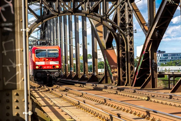 Frankfurt Německo Července 2014 Elektrická Lokomotiva Frankfurt Německo Letního Dne — Stock fotografie