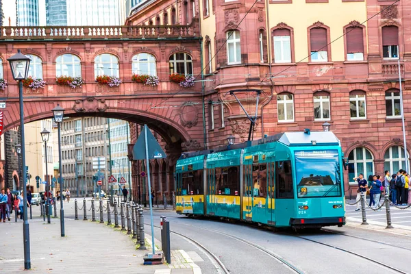 Frankfurt Main Tyskland Juli 2014 Elektrisk Spårvagn Frankfurt Tyskland Sommardag — Stockfoto