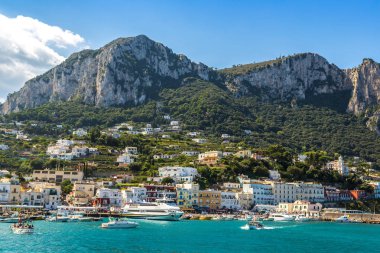 Capri, İtalya - 13 Haziran 2014: Capri adasında bir güzel yaz günü İtalya