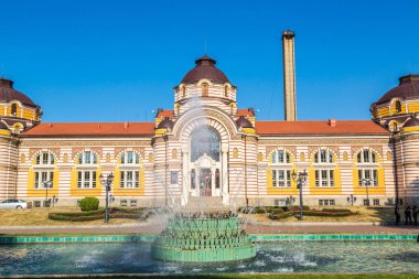 Sofia, Bulgaristan - 27 Temmuz 2014: Merkez genel mineral banyo ev Sofya, Bulgaristan