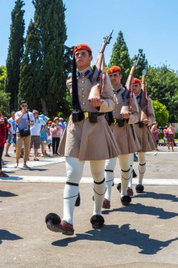 Atina, Yunanistan - 19 Temmuz 2015: tören 19 Temmuz 2015 bir yaz günü gardiyanlar Atina, Yunanistan değiştirme