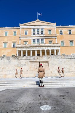 Atina, Yunanistan - 19 Temmuz 2015: tören 19 Temmuz 2015 bir yaz günü gardiyanlar Atina, Yunanistan değiştirme