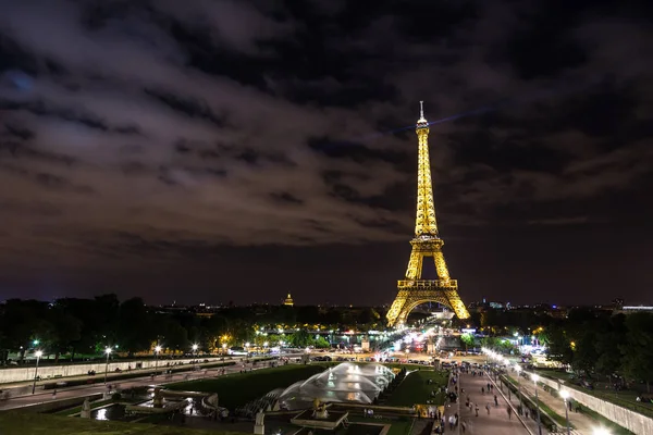 Paříž Francie Července 2014 Eiffelova Věž Při Západu Slunce Nejnavštěvovanější — Stock fotografie