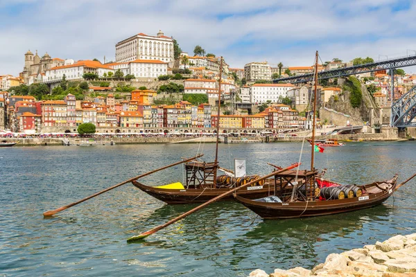 Lisboa Portugal Julho 2014 Porto Velhos Barcos Tradicionais Com Barris — Fotografia de Stock