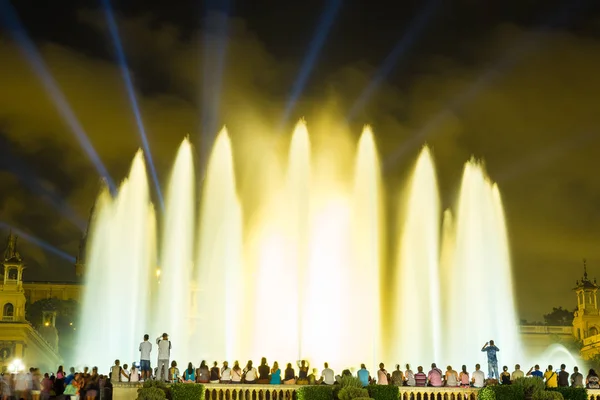 Barcelona España Junio 2014 Espectáculo Luces Fuente Mágica Por Noche — Foto de Stock