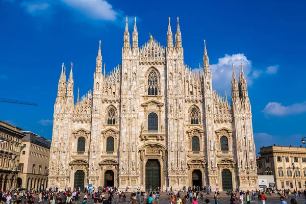 Milan Italië Juli 2015 Beroemde Milaan Kathedraal Duomo Een Mooie — Stockfoto