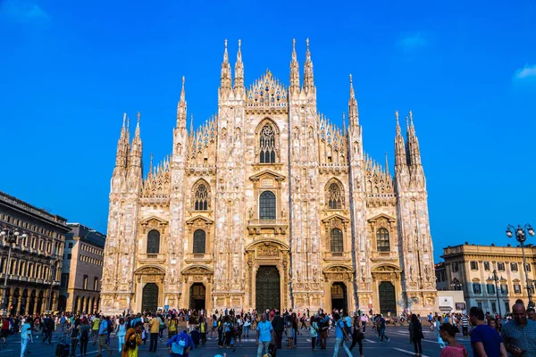 Milán Itálie Července 2015 Slavné Milánské Katedrály Duomo Krásného Letního — Stock fotografie