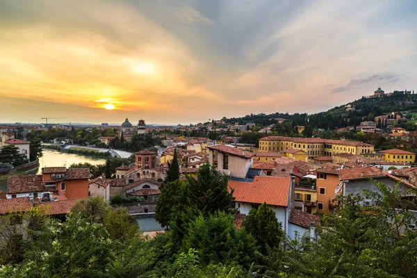 Verona Olaszország 2014 Július Panoráma Verona Napnyugtakor Olaszország — Stock Fotó