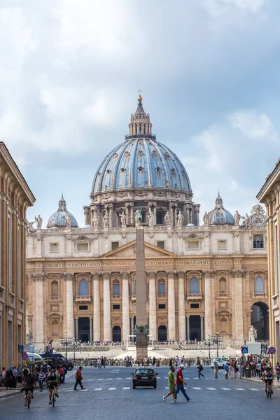 Řím Itálie Července 2014 Bazilika Svatého Petra Vatikánu Letního Dne — Stock fotografie