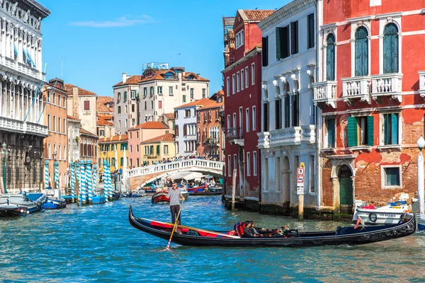 Venice Itália Junho 2014 Gôndola Canal Grande Veneza Lindo Dia — Fotografia de Stock