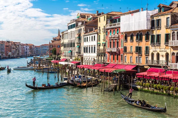 Venedig Italien Juni 2014 Gondolen Canal Grande Venedig Vacker Sommardag — Stockfoto