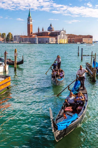 Venecia Italia Junio 2014 Góndola Canal Grande Venecia Hermoso Día —  Fotos de Stock