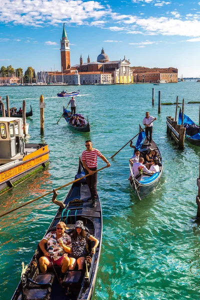 Venecia Italia Junio 2014 Góndola Canal Grande Venecia Hermoso Día —  Fotos de Stock