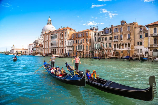 Venecia Italia Junio 2014 Góndola Canal Grande Venecia Hermoso Día —  Fotos de Stock
