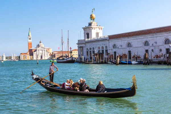 Venezia Italia Giugno 2014 Gondola Sul Canal Grande Venezia Una — Foto Stock