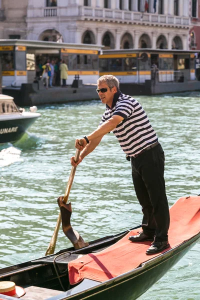 Venise Italie Juin 2014 Gondole Sur Canal Grande Venise Par — Photo