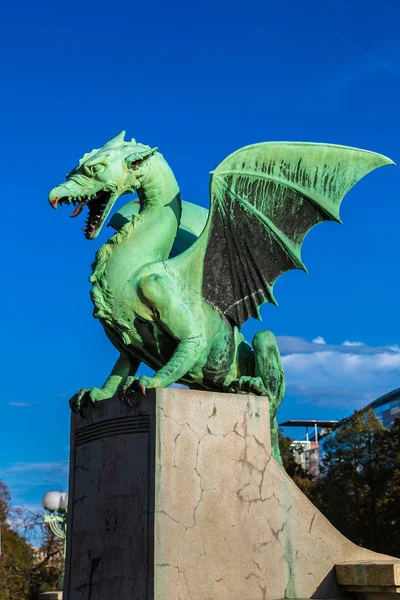 Ljubljana Slowenien Juni 2014 Drachenbrücke Einem Sommertag Ljubljana Slowenien — Stockfoto