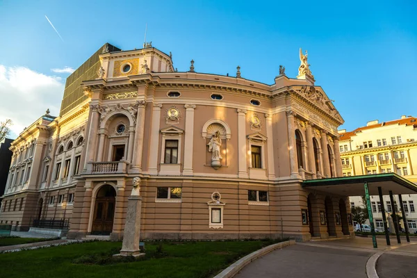 Ljubljana Slovenië Juni 2014 Opera Ballet Theater Een Zomerdag Ljubljana — Stockfoto