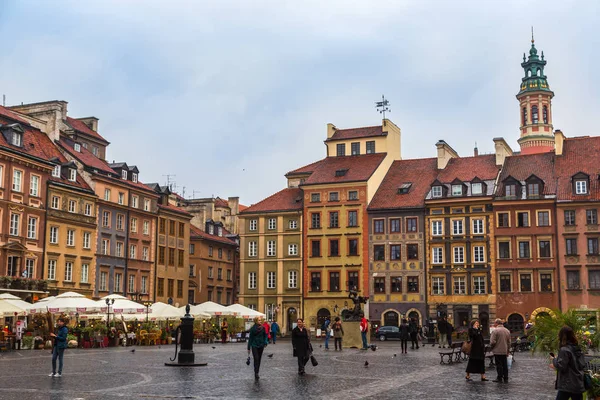 Varsó Lengyelország Június 2014 Régi Város Tér Egy Nyári Napon — Stock Fotó