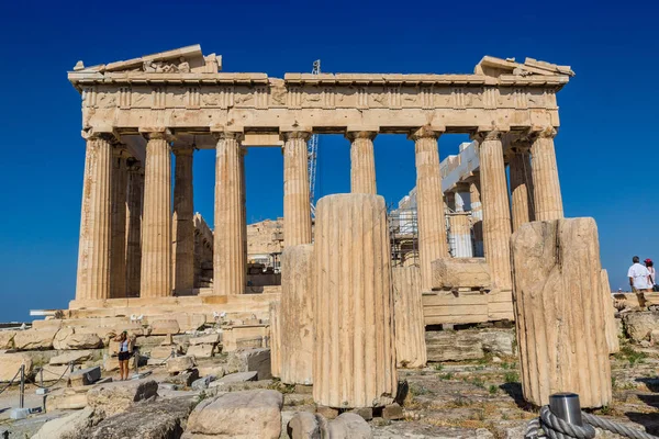 Atenas Grecia Julio 2015 Templo Del Partenón Acrópolis Día Verano —  Fotos de Stock