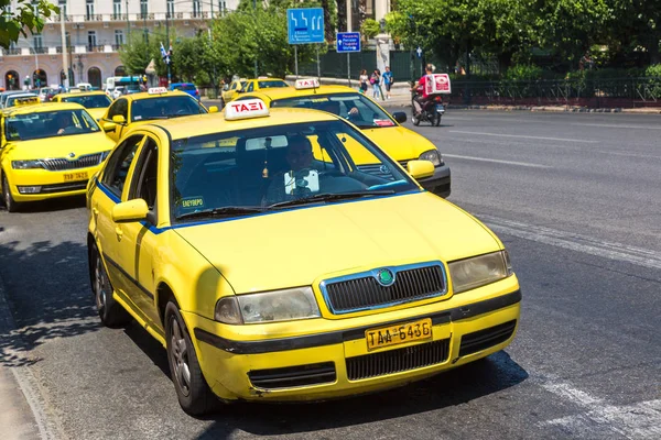Athens Greece July 2015 Yellow Taxi Athens Beautiful Summer Day — Stock Photo, Image