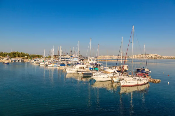 Atenas Grecia Julio 2015 Puerto Pireo Día Verano Atenas Grecia — Foto de Stock