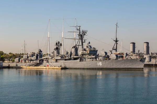 Atenas Grécia Julho 2015 Navio Guerra Dia Verão Porto Pireu — Fotografia de Stock