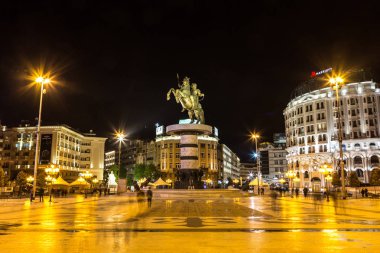Skopje, Makedonya - 19 Haziran 2016: Alexander bir güzel yaz nigth, Makedonya Üsküp'teki büyük anıt