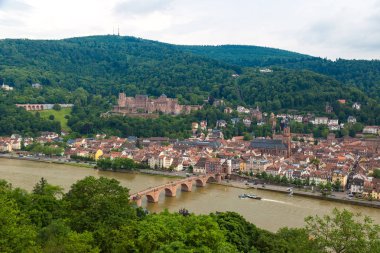 Heidelberg, Almanya - 23 Haziran 2016: Hava manzarasına güzel yaz günü Heidelberg, Almanya üzerinde 23 Haziran 2016