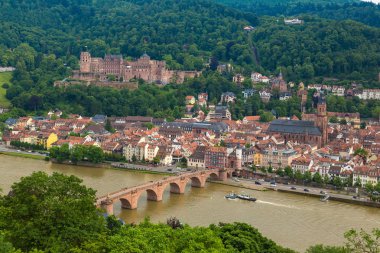 Heidelberg, Almanya - 23 Haziran 2016: Hava manzarasına güzel yaz günü Heidelberg, Almanya üzerinde 23 Haziran 2016