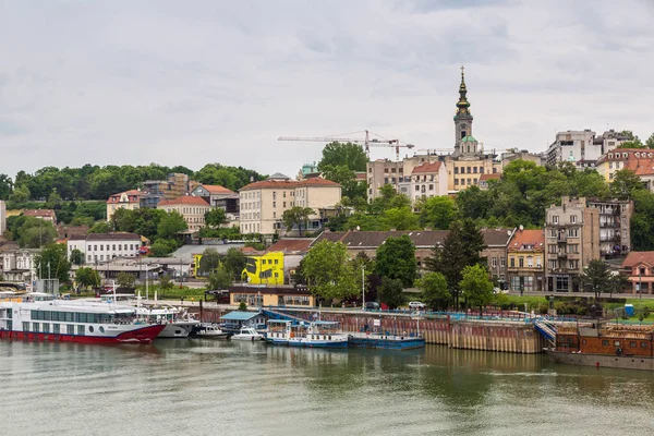 Belgrade Serbia Kesäkuu 2016 Belgradin Kaupunkikuva Sava Joesta Serbiassa Kauniina — kuvapankkivalokuva