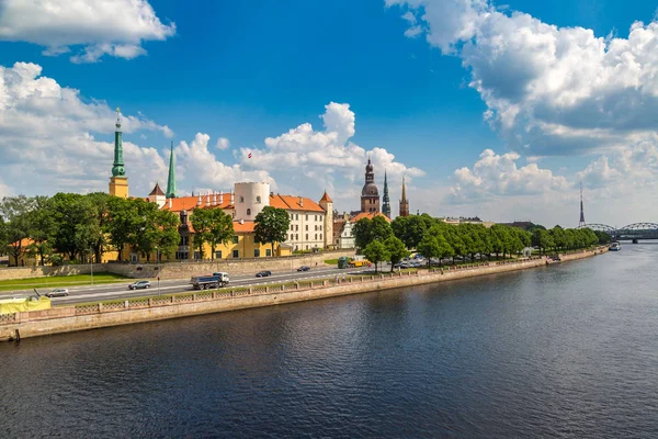 Riga Lettland Juni 2016 Panoramautsikt Över Gamla Stan Riga Vacker — Stockfoto