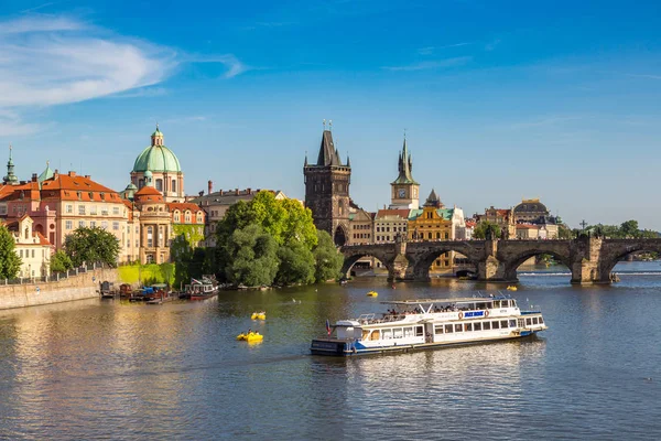 Prag Tschechische Republik Juni 2016 Blick Auf Die Karlsbrücke Prag — Stockfoto